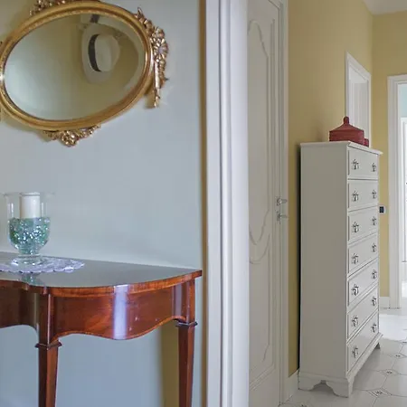 Splendid Apt Sea View Apartment Sorrento