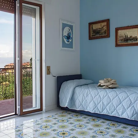 Splendid Apt Sea View